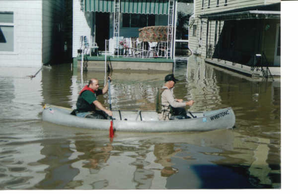 Whg Island - 2004 flood - Lynne Walton