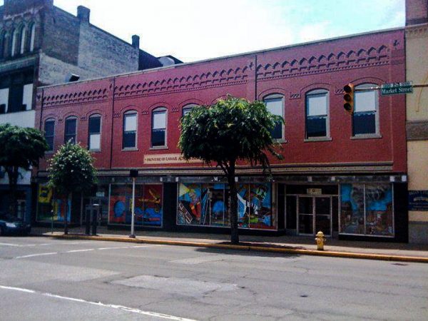 Lamar Advertising donated the vinyl that covered the front facade of the Murphy's building on Market Street.