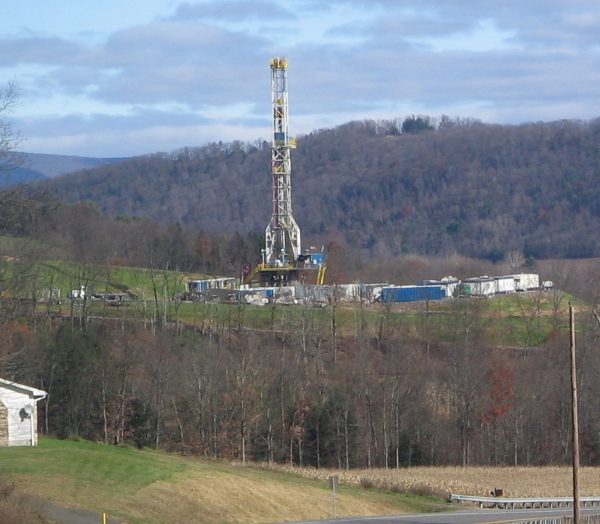 Marcellus_Shale_Gas_Drilling_Tower_1_crop (1)