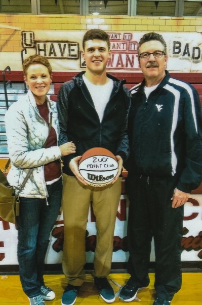 The Harler family on the evening Chase surpassed the 2,000-point plateau.