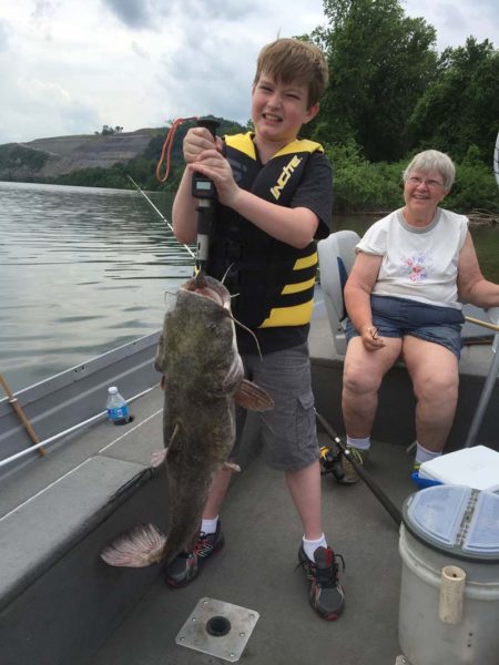 Catfish Fishing on the Ohio River - Weelunk