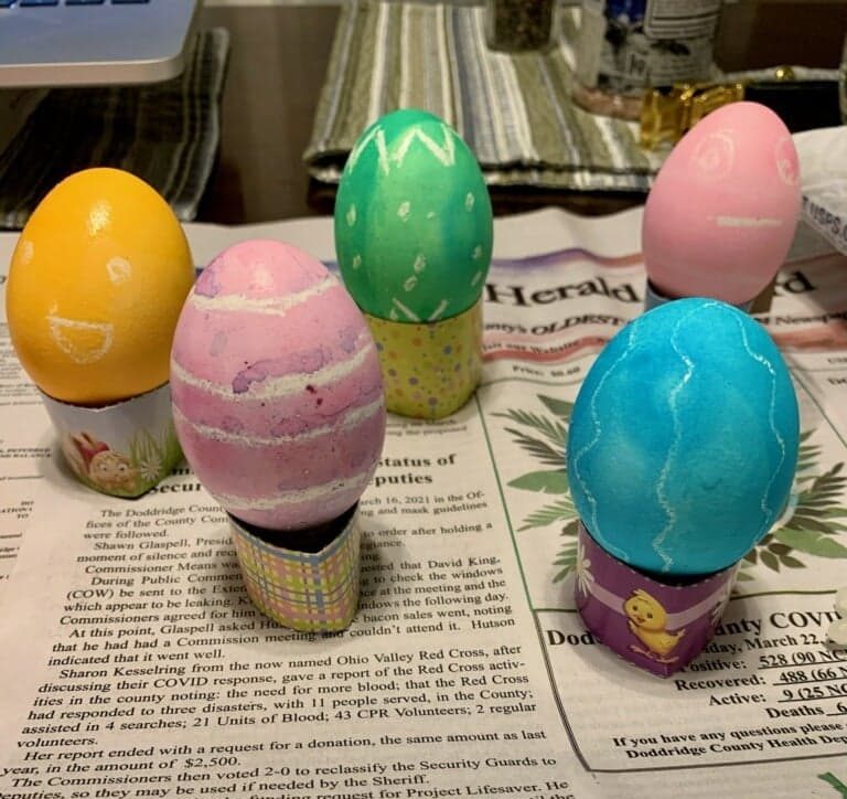 Box-Dyed Eggs