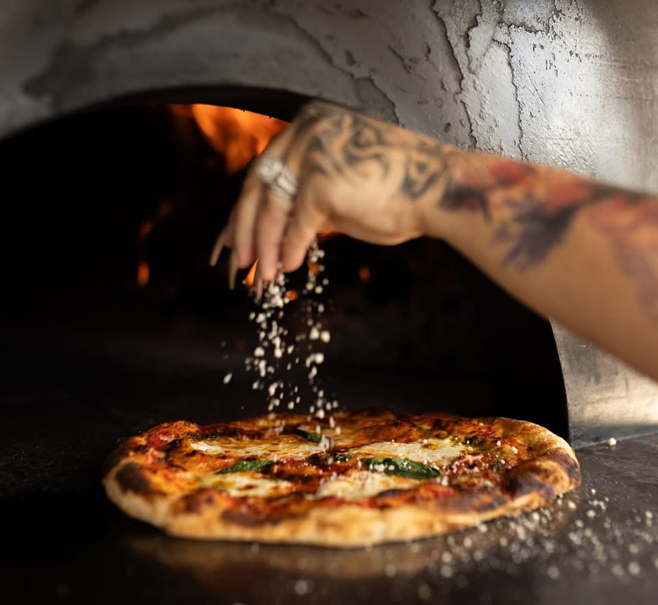 the wood fired pizza co oven